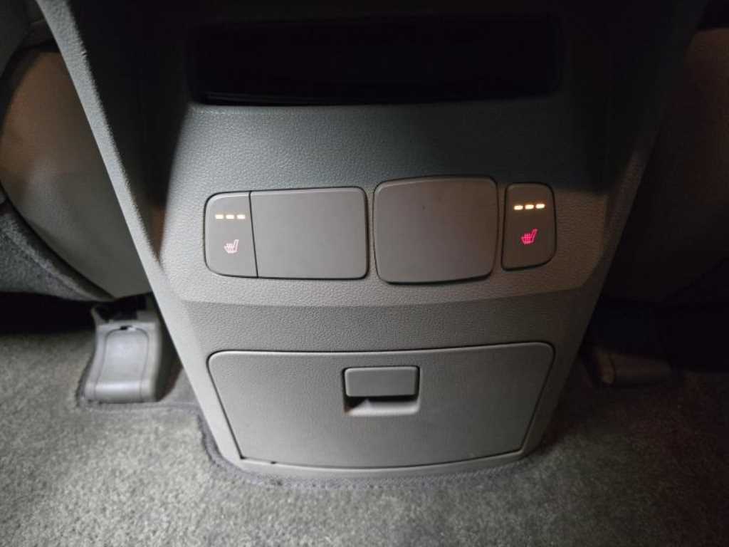 KIA Carnival 2017 Blanco - Importación desde Corea - HF Imports Iquique - Foto 19