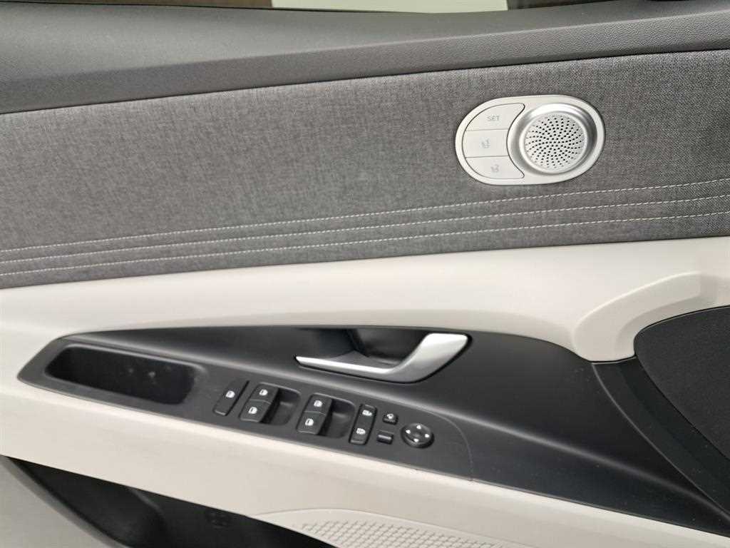 HYUNDAI Avante 2023 Blanco - Importación desde Corea - HF Imports Iquique - Foto 13