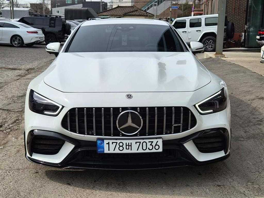 Mercedes Benz AMG GT - Vista 2