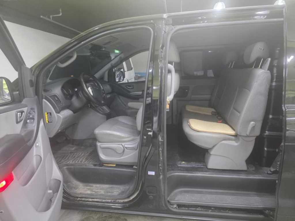 HYUNDAI Starex 2020 - Importación desde Corea - HF Imports Iquique - Foto 13