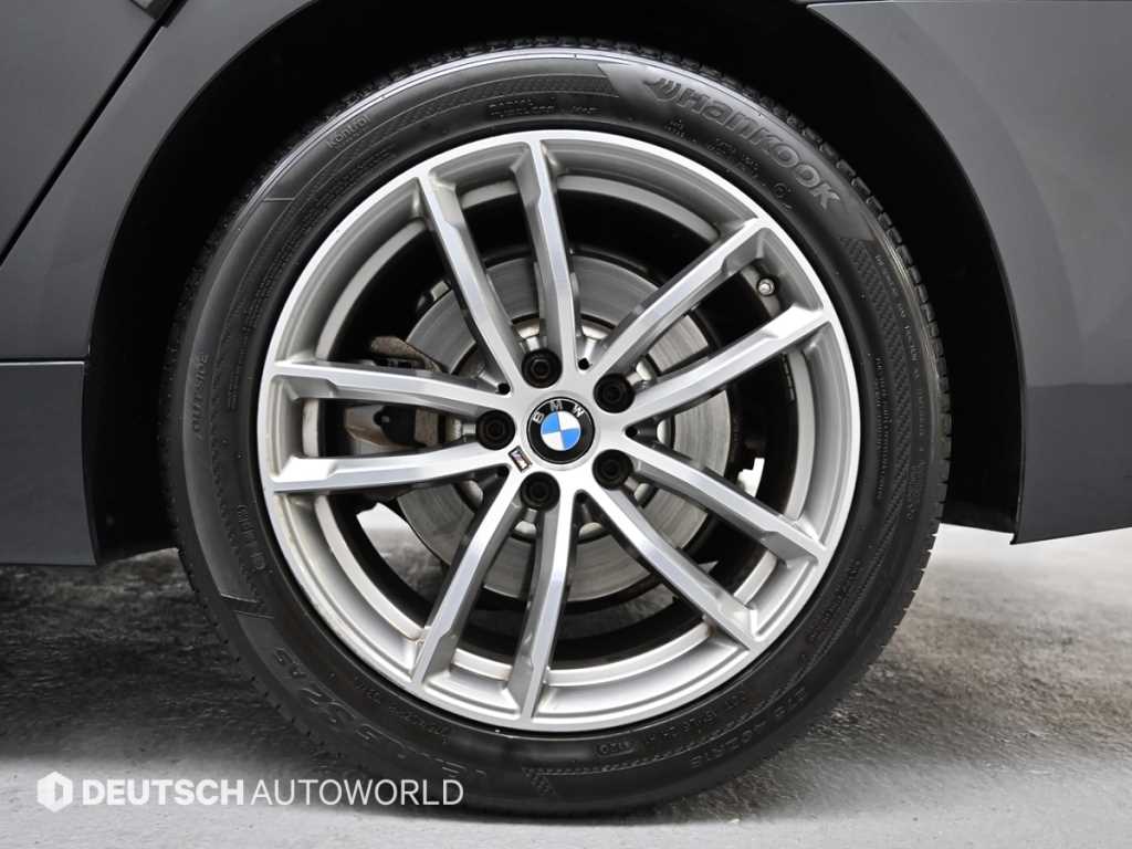 BMW 5 Series - Vista 5