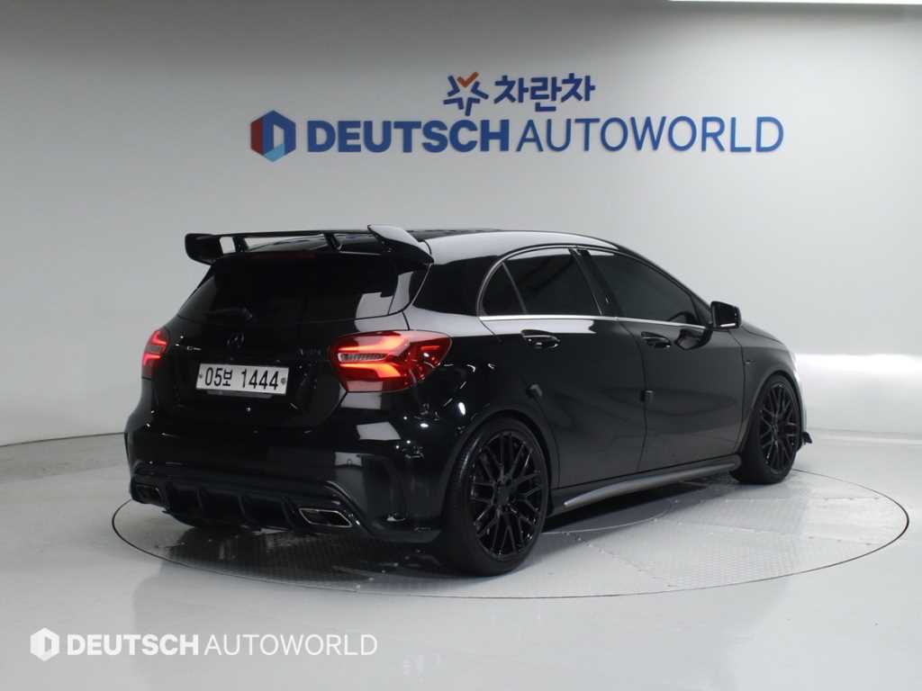 Mercedes Benz A Class - Vista 2