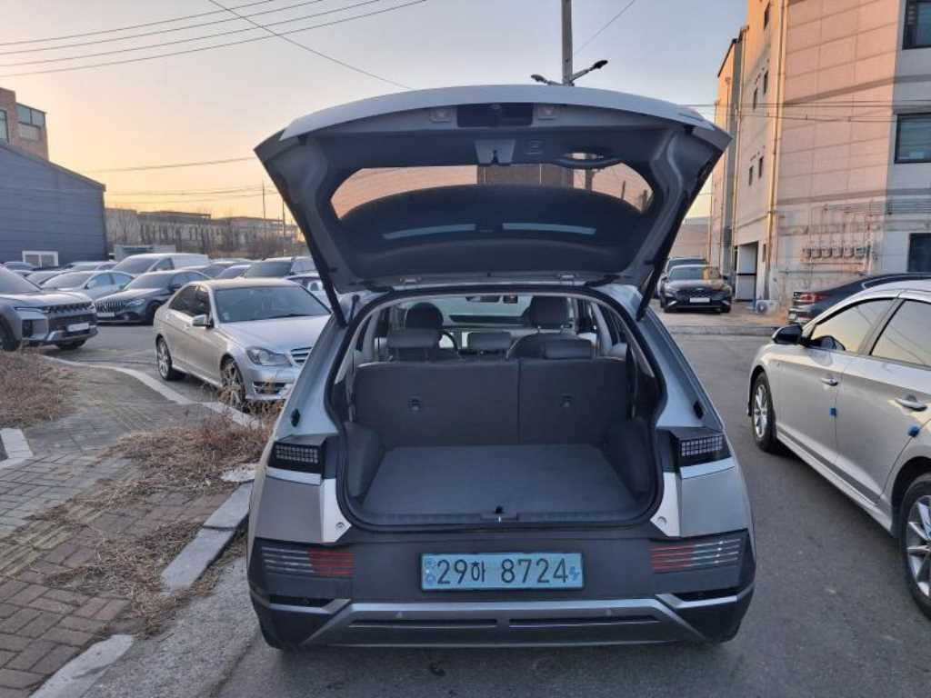 HYUNDAI Ioniq 5 - Vista 4