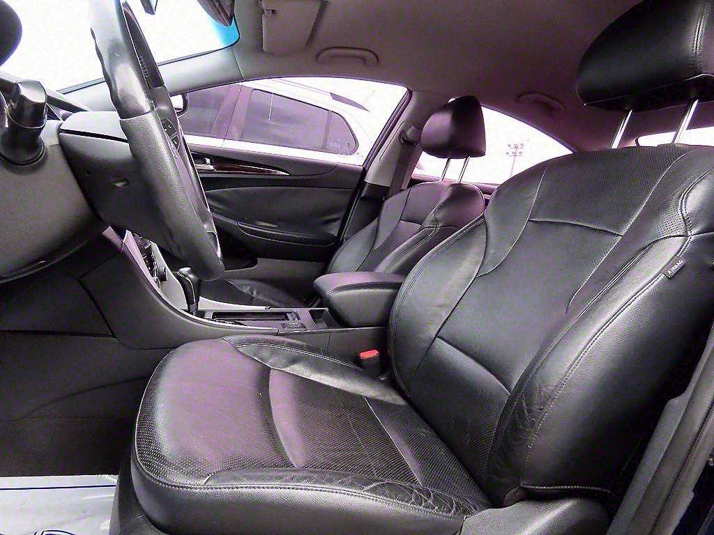 HYUNDAI Sonata - Vista 5