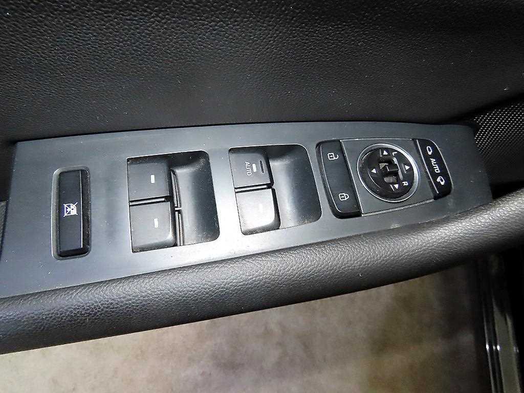 HYUNDAI Sonata 2017 Negro - Importación desde Corea - HF Imports Iquique - Foto 13