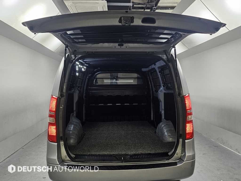HYUNDAI Starex 2017 Plateado - Importación desde Corea - HF Imports Iquique - Foto 20