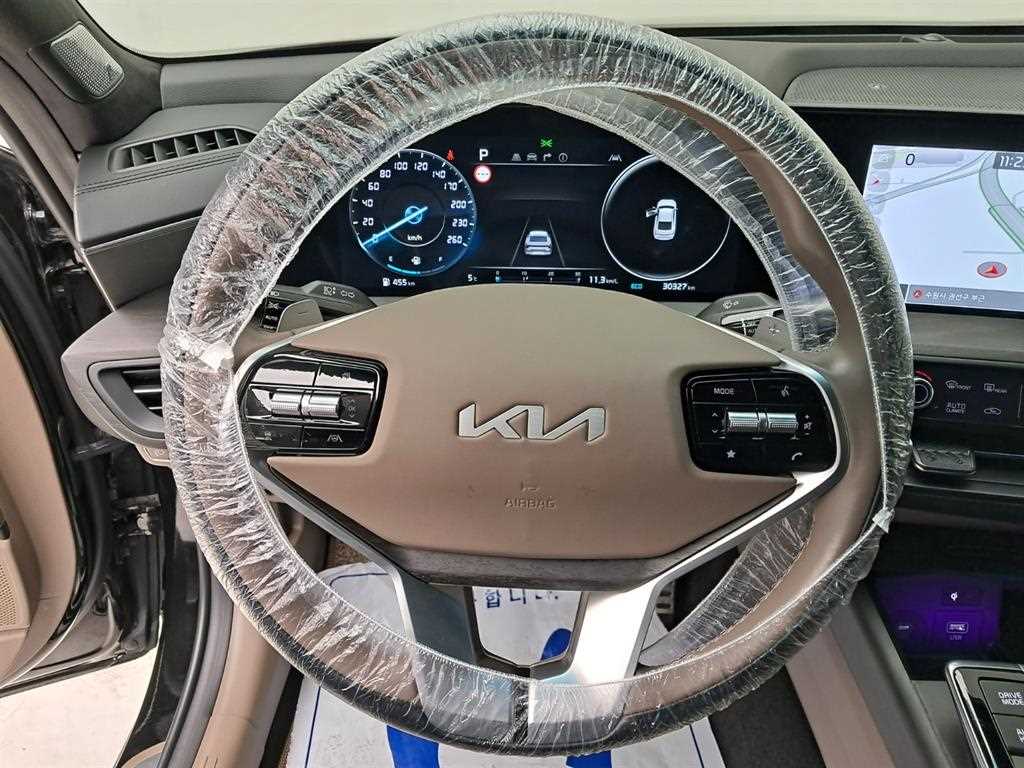 KIA K8 - Vista 7