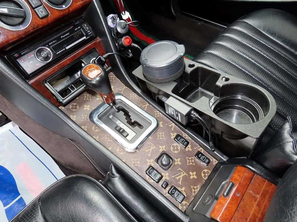 Mercedes Benz E class - Vista 12