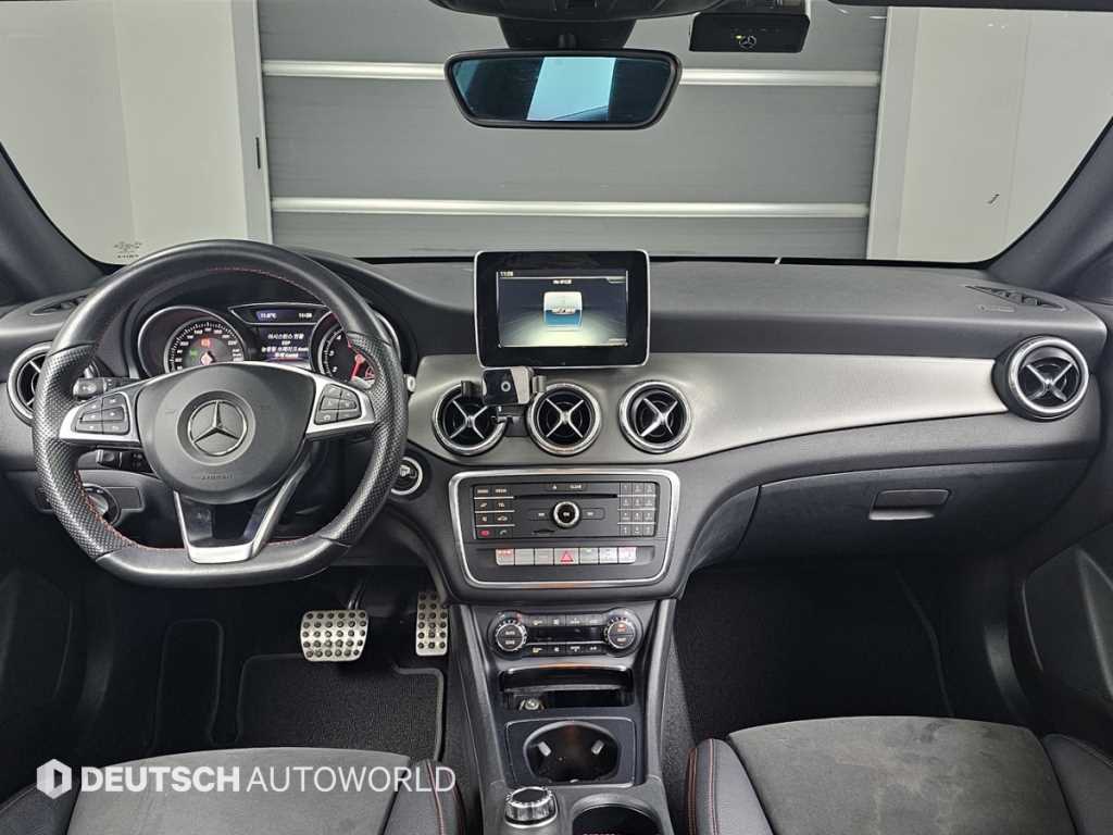 Mercedes Benz CLA Class - Vista 7