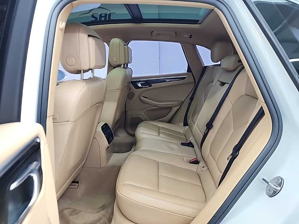 Porsche Macan - Vista 8