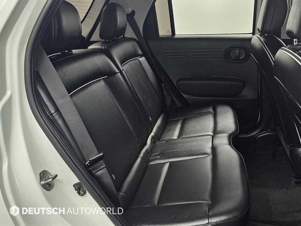 HYUNDAI Casper - Vista 9