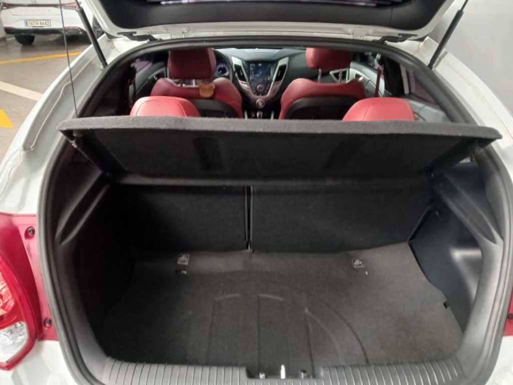 HYUNDAI Veloster 2016 Blanco - Importación desde Corea - HF Imports Iquique - Foto 18