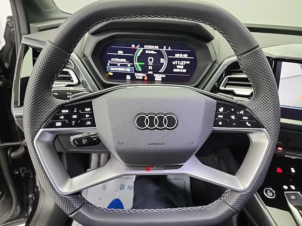 Audi Q4 - Vista 9