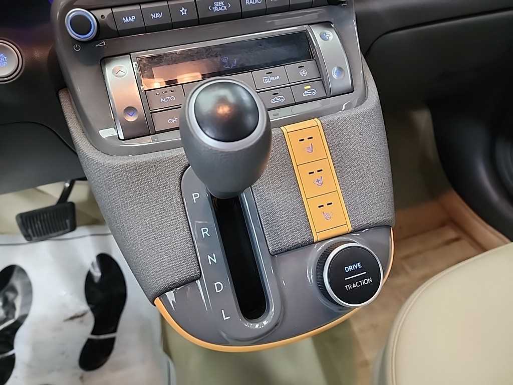 HYUNDAI Casper - Vista 8