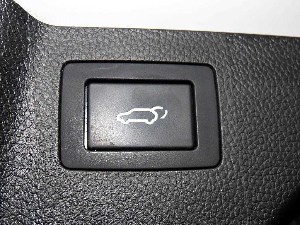 HYUNDAI Santa Fe 2018 Blanco - Importación desde Corea - HF Imports Iquique - Foto 16