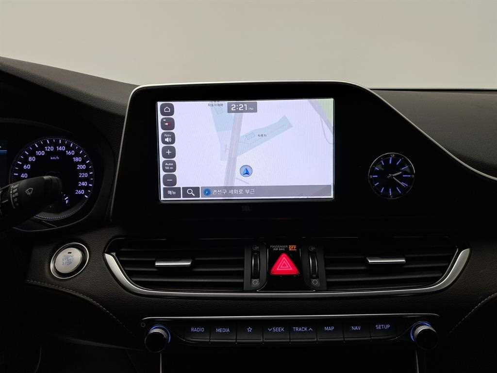 HYUNDAI Grandeur - Vista 9