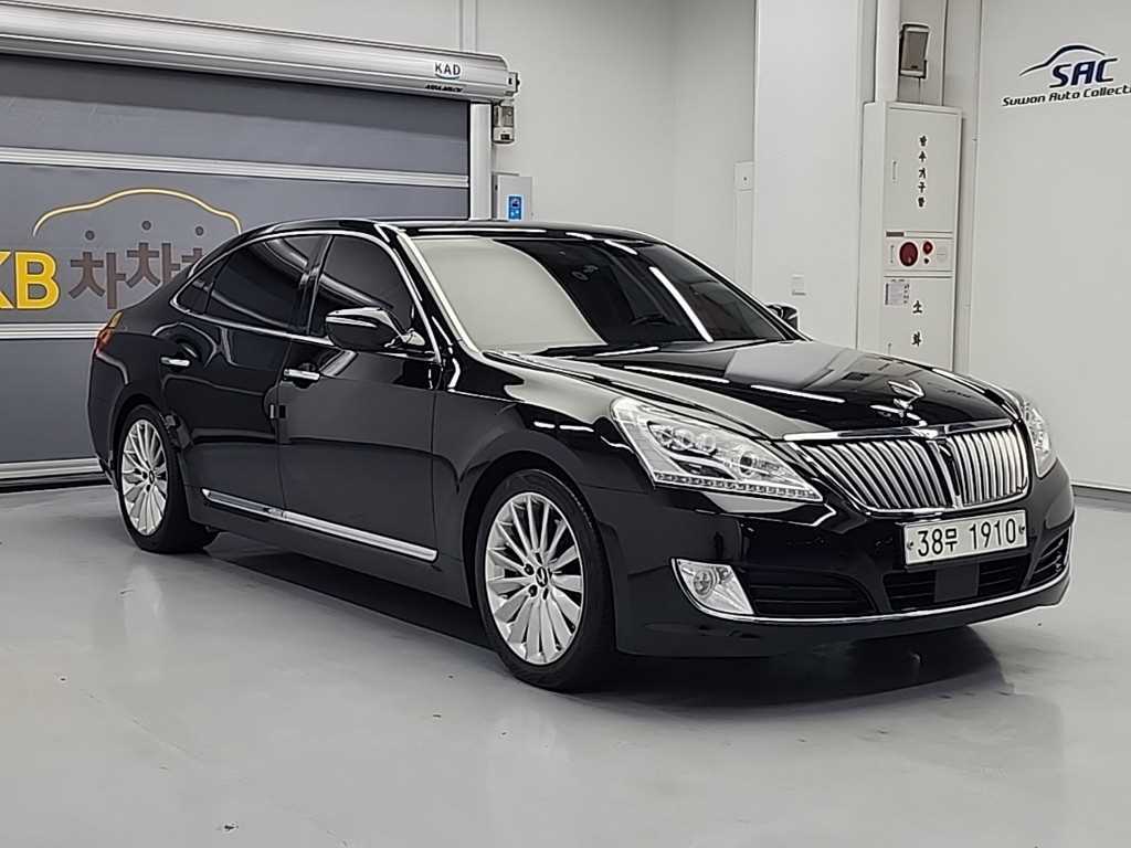 HYUNDAI Equus - Vista 4