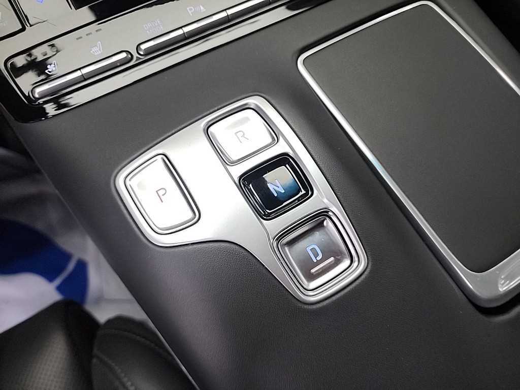 HYUNDAI Grandeur - Vista 8