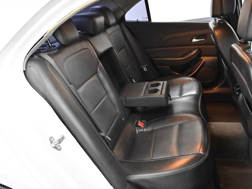 Chevrolet Malibu - Vista 12