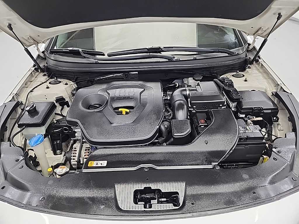 HYUNDAI Sonata - Vista 5