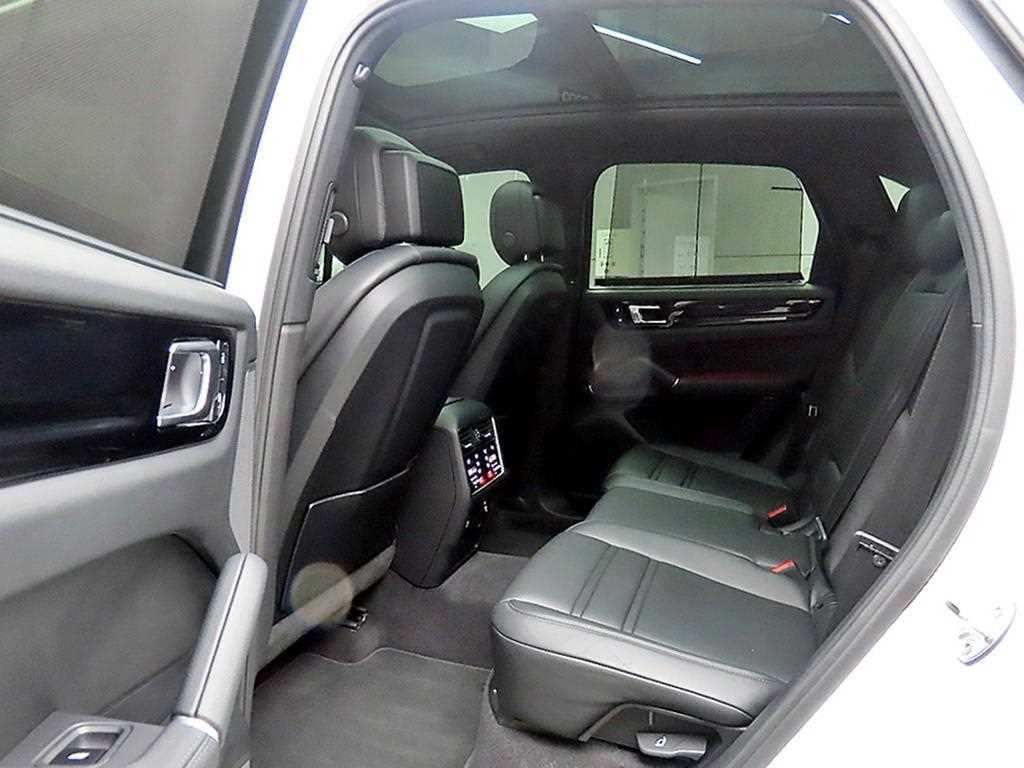 Porsche Cayenne - Vista 6