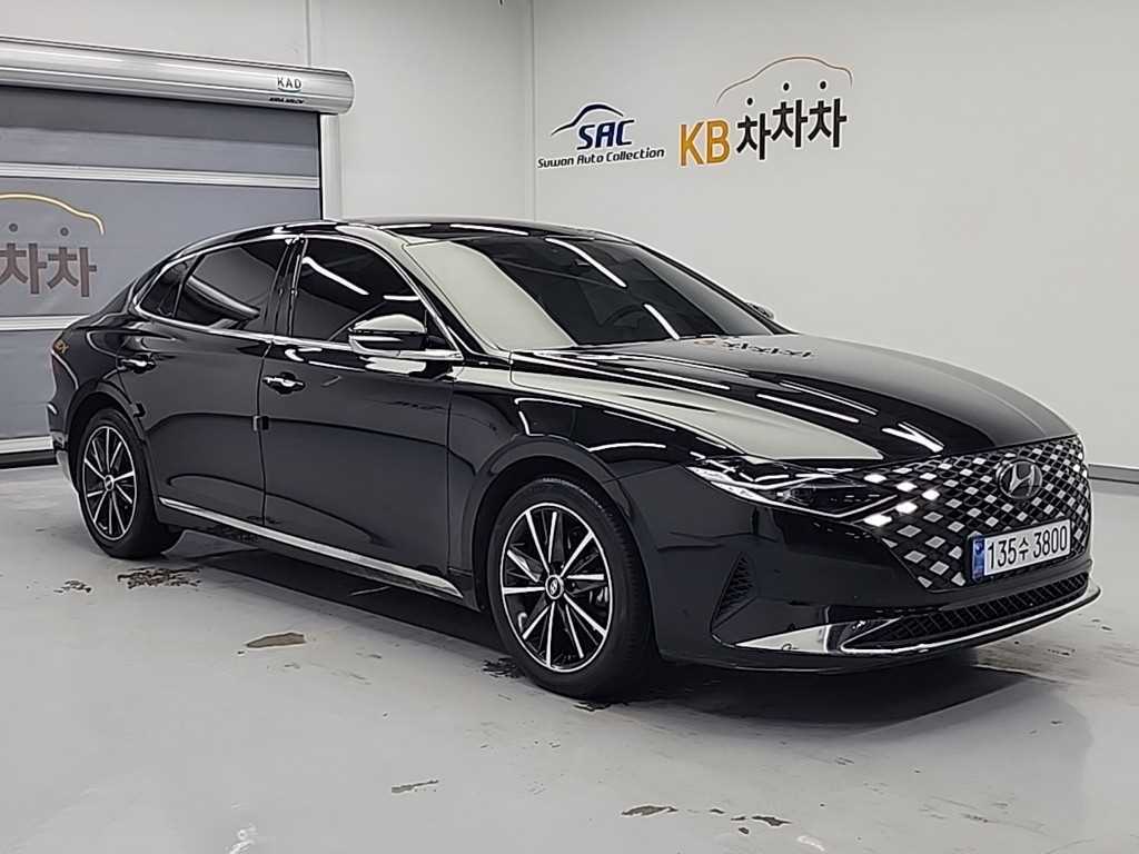 HYUNDAI Grandeur - Vista 4