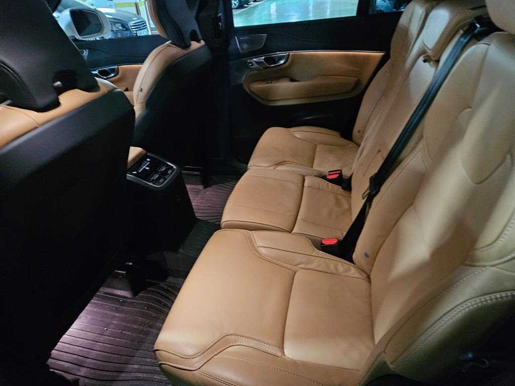 Volvo XC90 - Vista 7