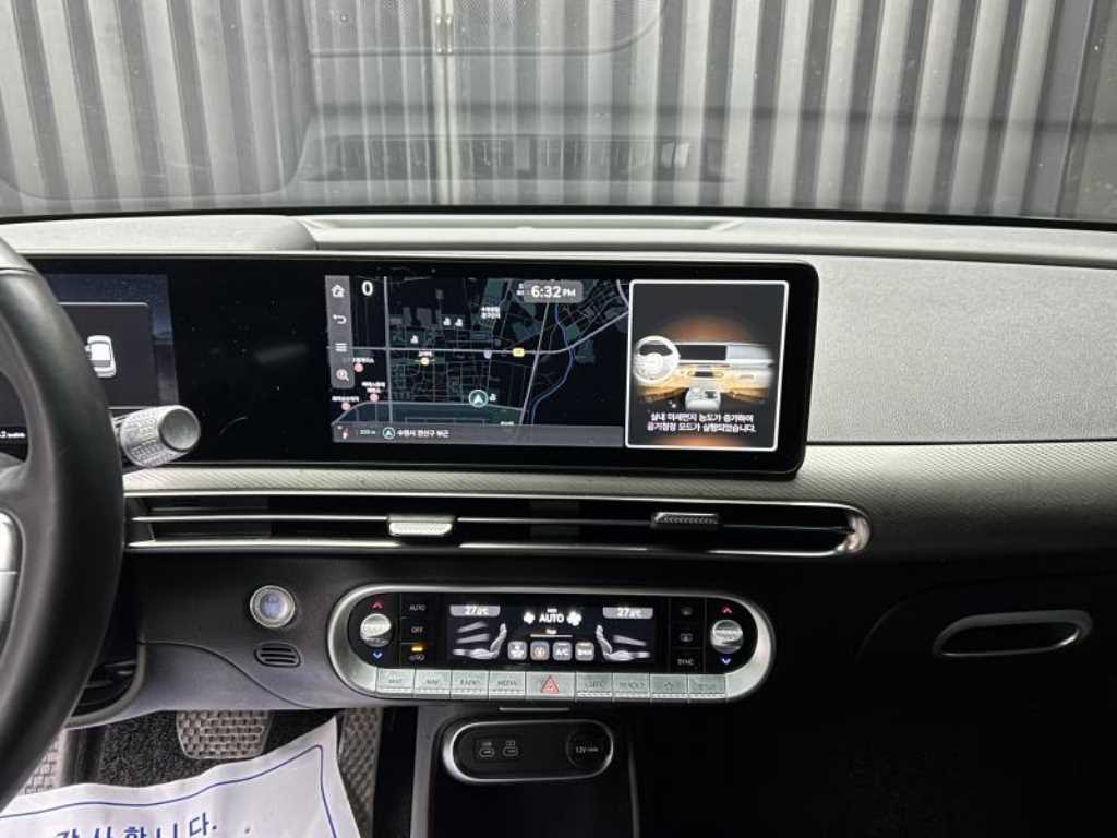 Genesis GV60 - Vista 12