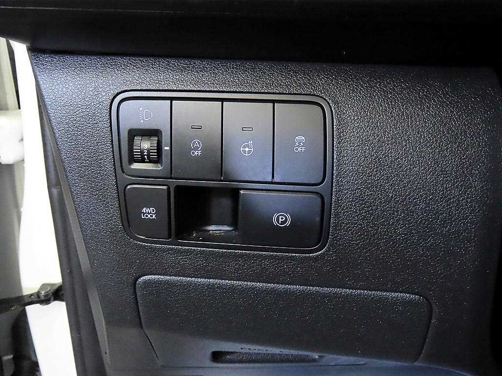 HYUNDAI Staria 2025 Blanco - Importación desde Corea - HF Imports Iquique - Foto 15