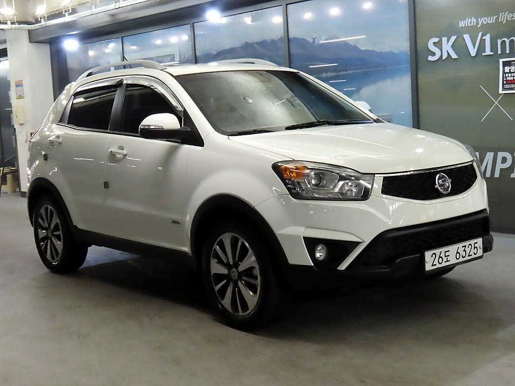 Ssangyong Korando 2014 Blanco - Importación desde Corea - HF Imports Iquique - Foto 1