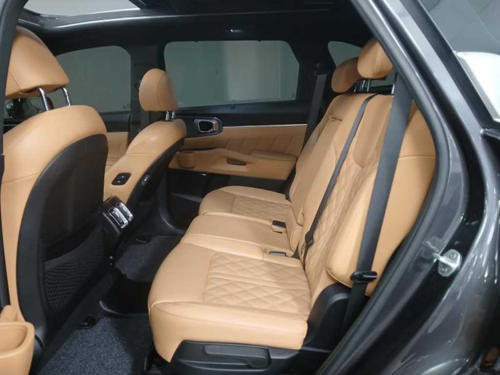 KIA Sorento - Vista 7