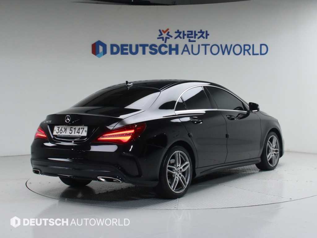 Mercedes Benz CLA Class - Vista 2