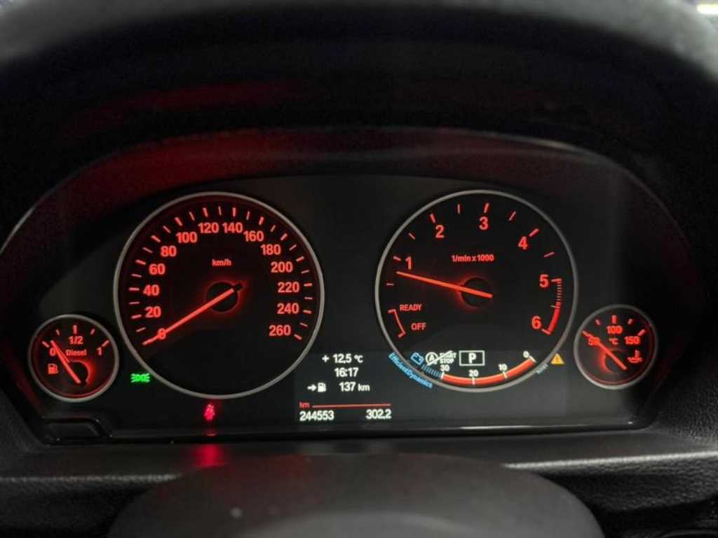 BMW 3 series 2013 Negro - Importación desde Corea - HF Imports Iquique - Foto 14