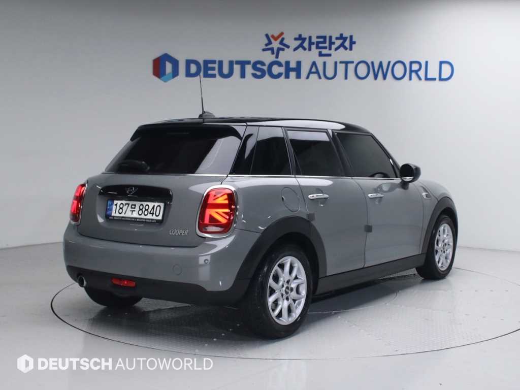 Mini Cooper - Vista 2