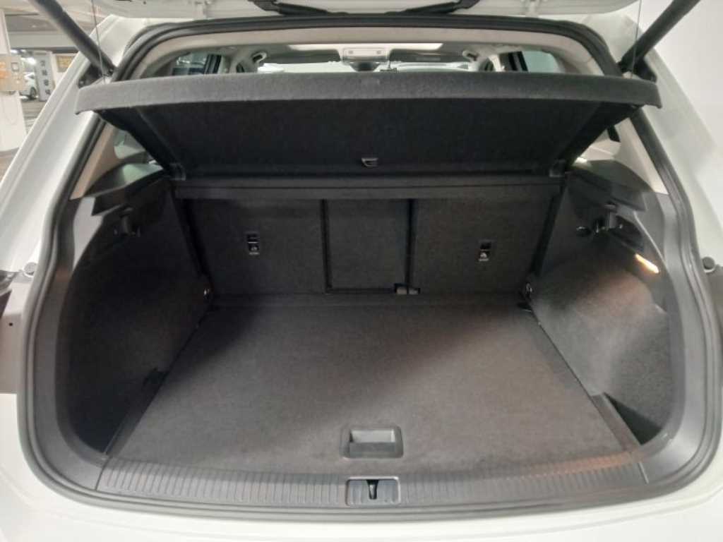 Volkswagen Tiguan 2020 Blanco - Importación desde Corea - HF Imports Iquique - Foto 18