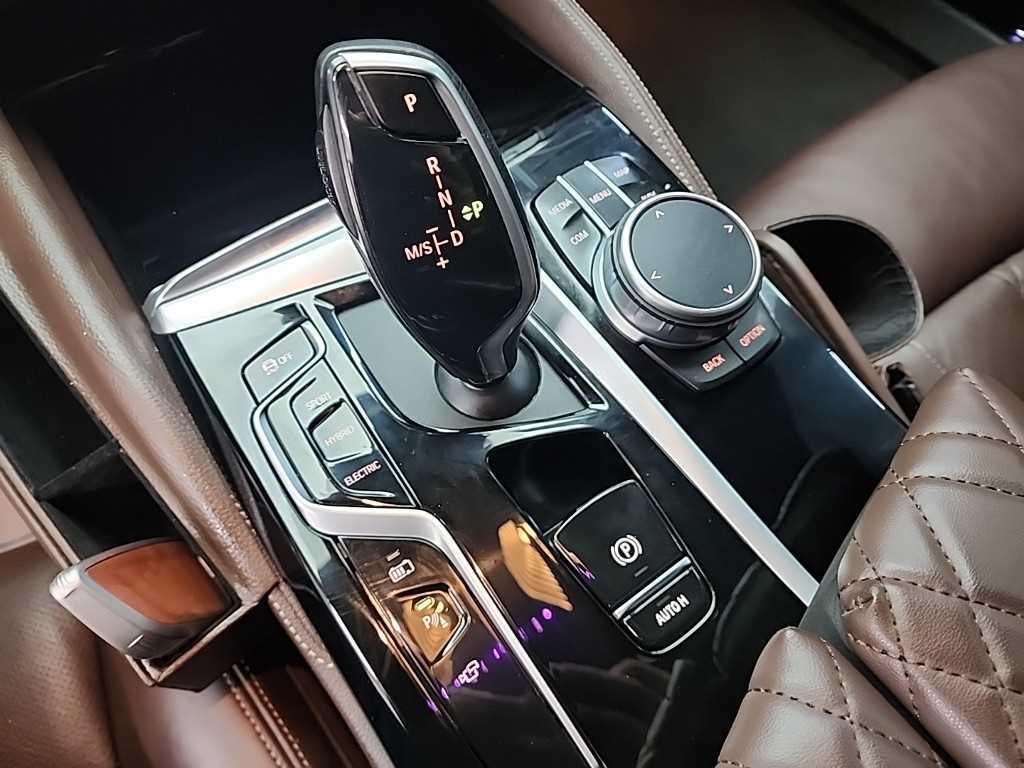 BMW 5 Series - Vista 8