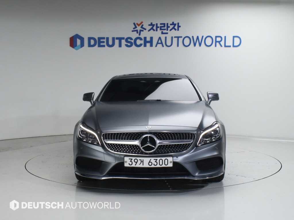 Mercedes Benz CLS Class - Vista 3