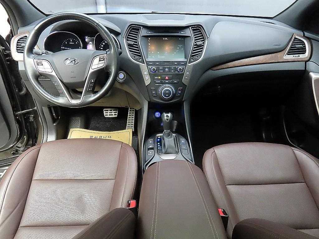 HYUNDAI Santa Fe - Vista 7