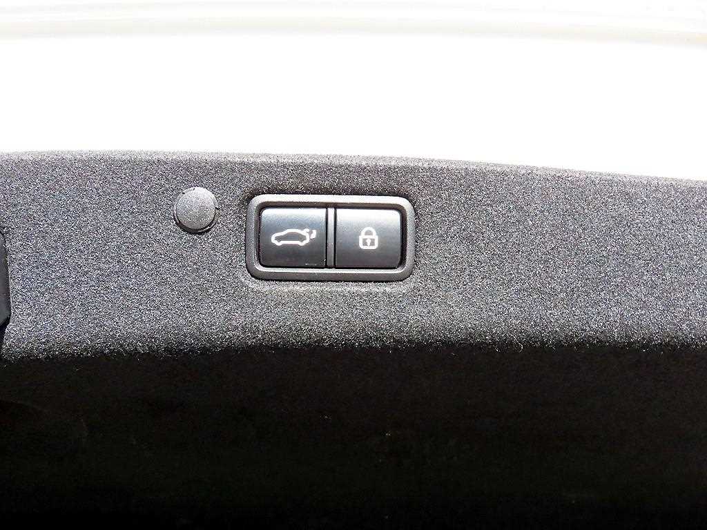 HYUNDAI Grandeur 2023 Blanco - Importación desde Corea - HF Imports Iquique - Foto 16