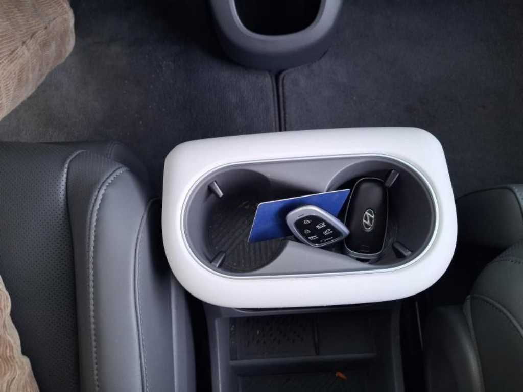 HYUNDAI Ioniq 5 2022 Plateado - Importación desde Corea - HF Imports Iquique - Foto 13