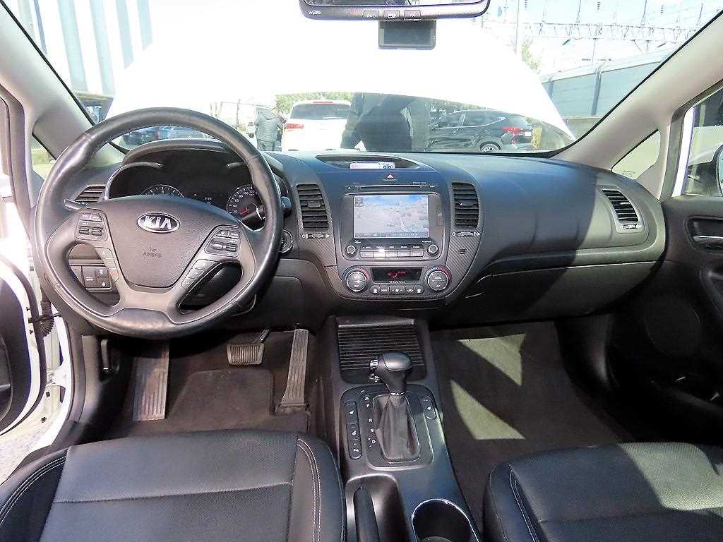 KIA K3 - Vista 7
