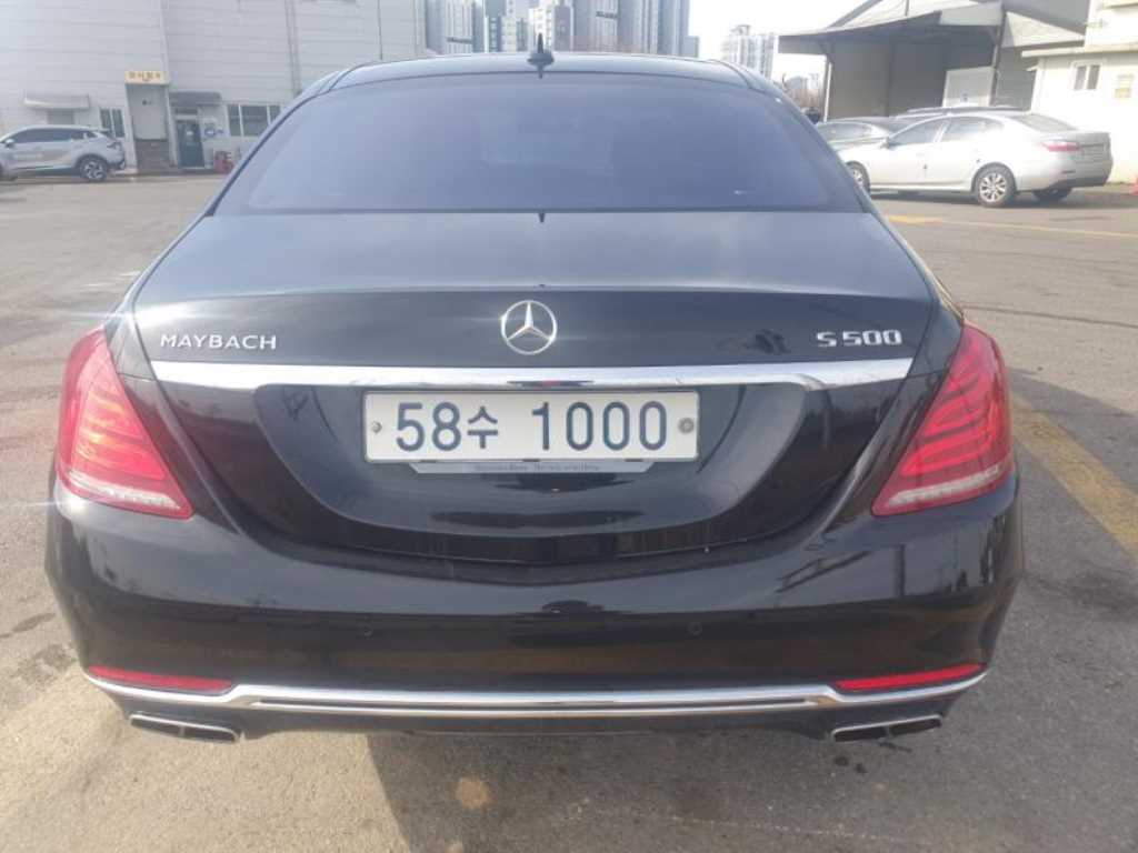 Mercedes Benz S Class - Vista 4