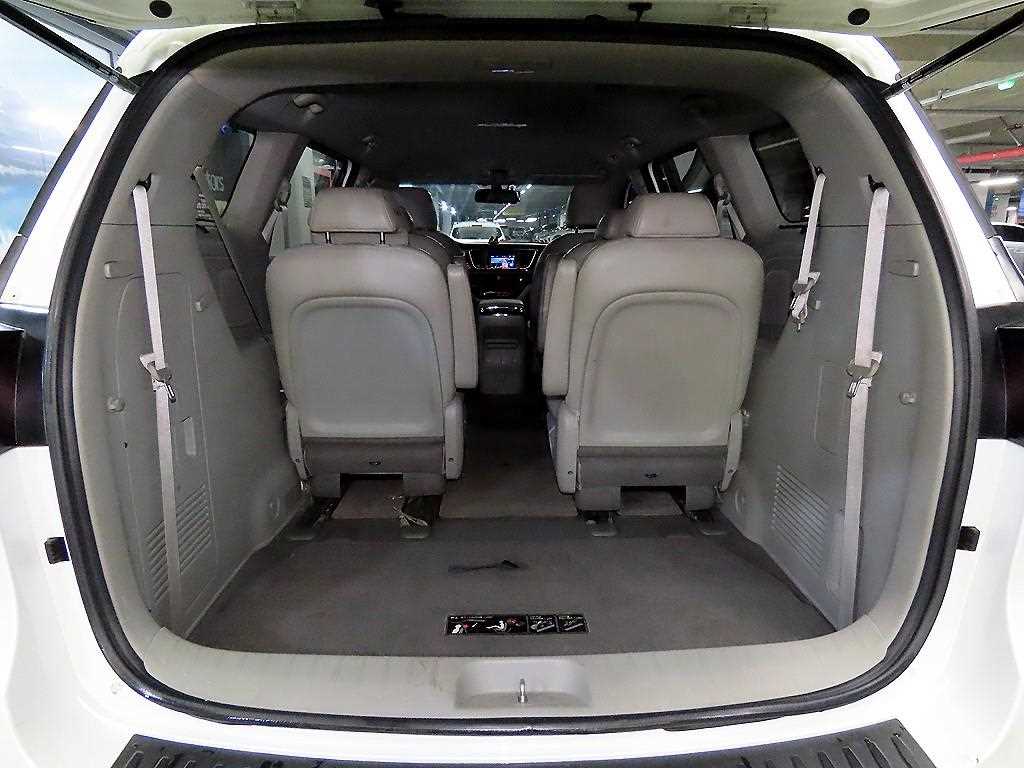 KIA Carnival 2016 - Importación desde Corea - HF Imports Iquique - Foto 17