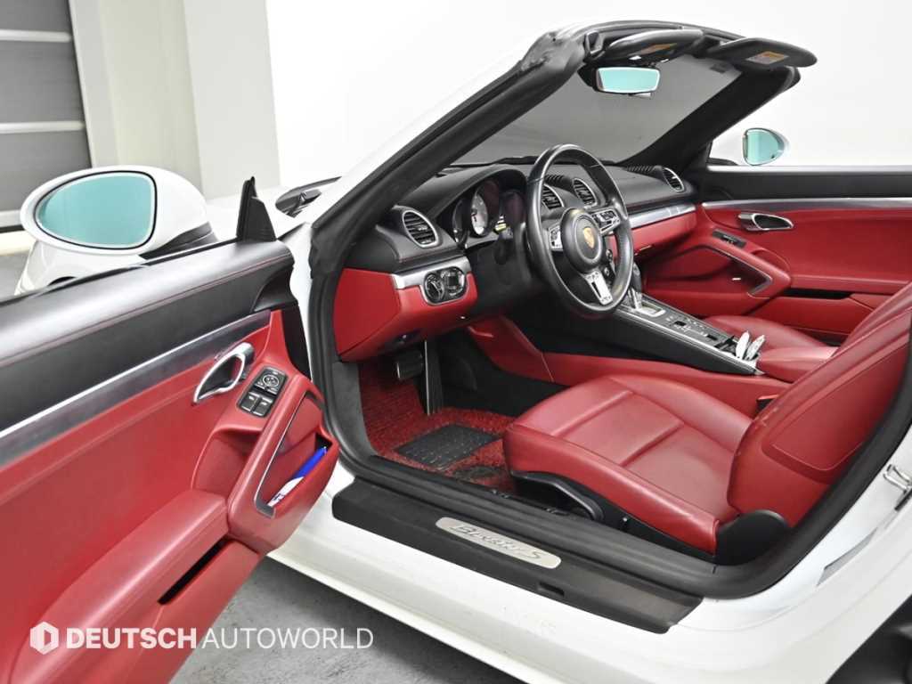 Porsche 718 - Vista 11