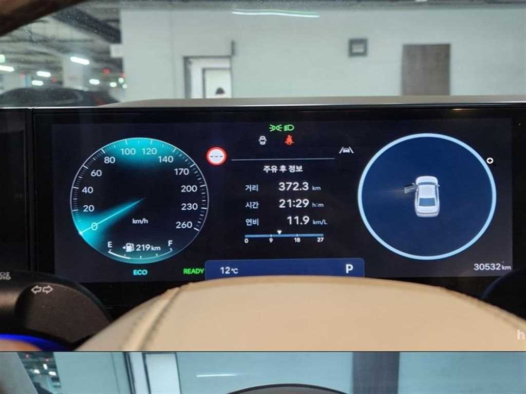 HYUNDAI Grandeur - Vista 12