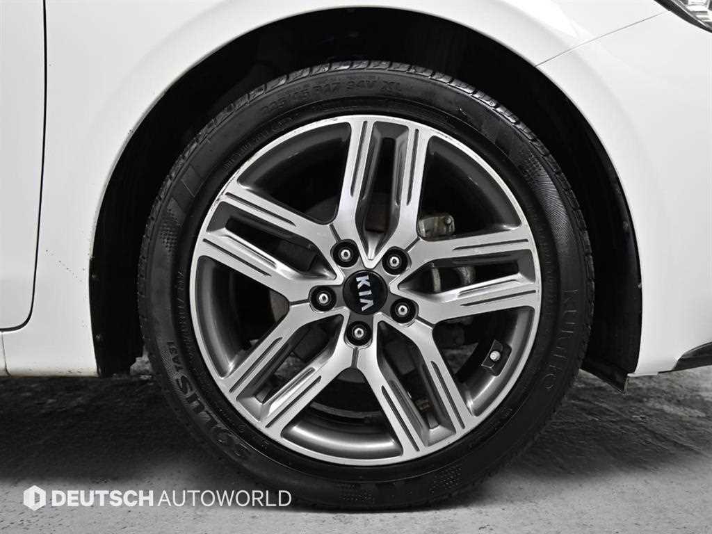KIA K3 - Vista 6