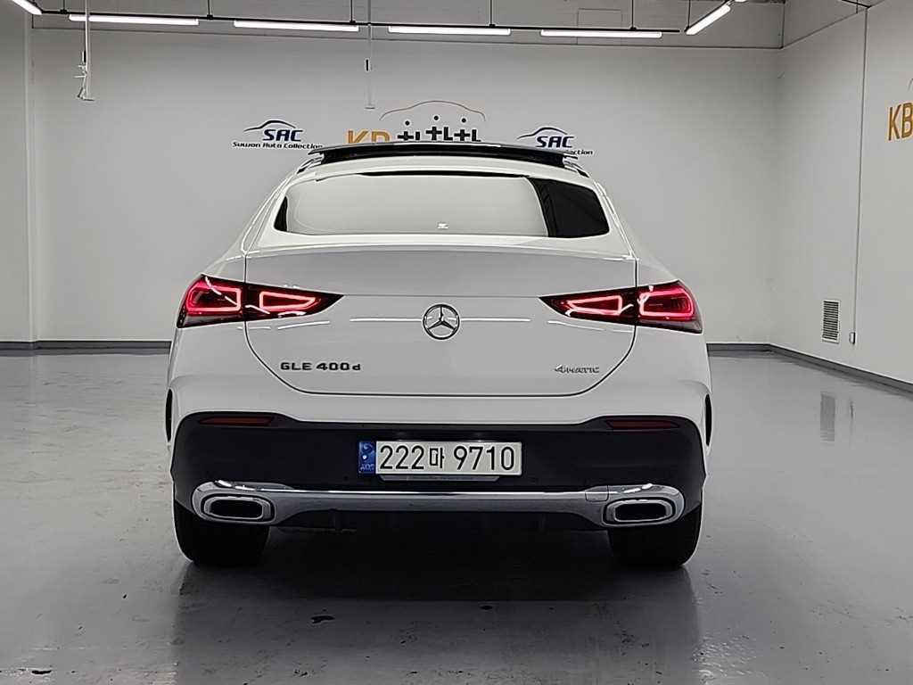 Mercedes Benz GLE Class - Vista 3