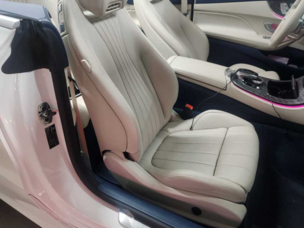 Mercedes Benz E class - Vista 6