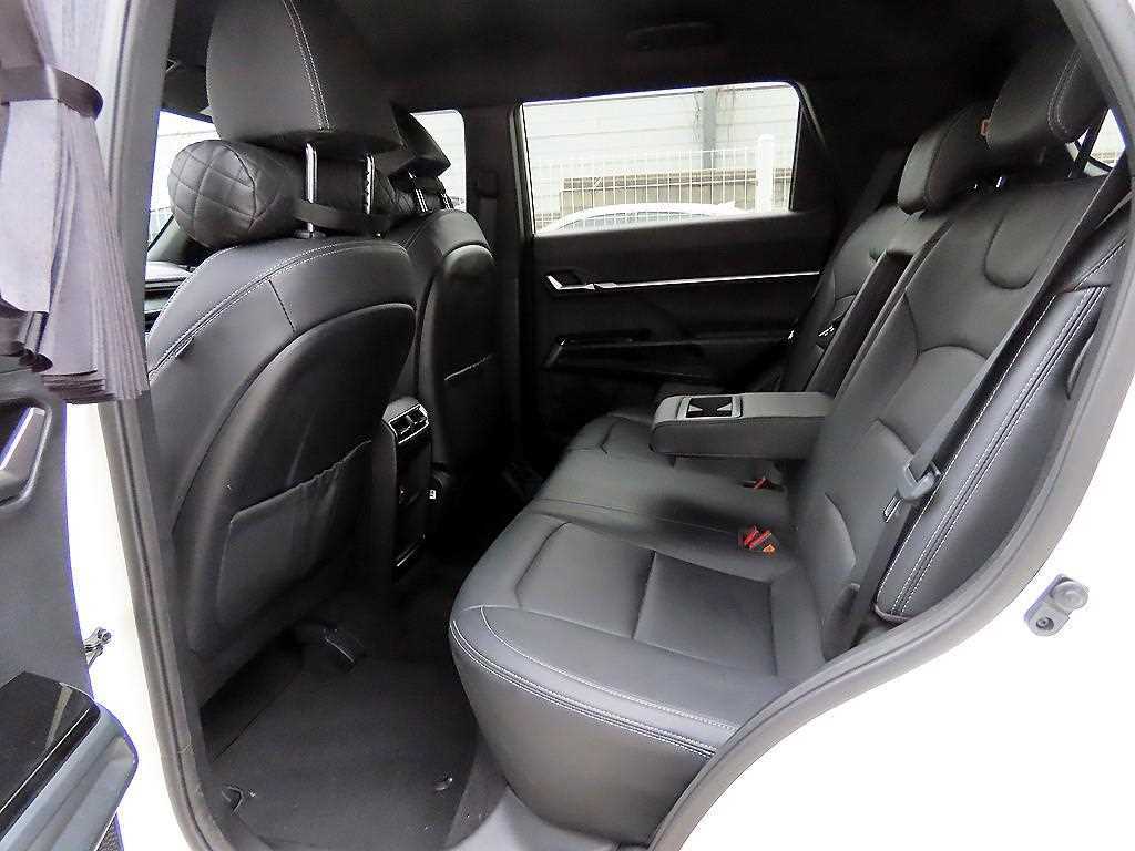 Ssangyong Torres - Vista 6