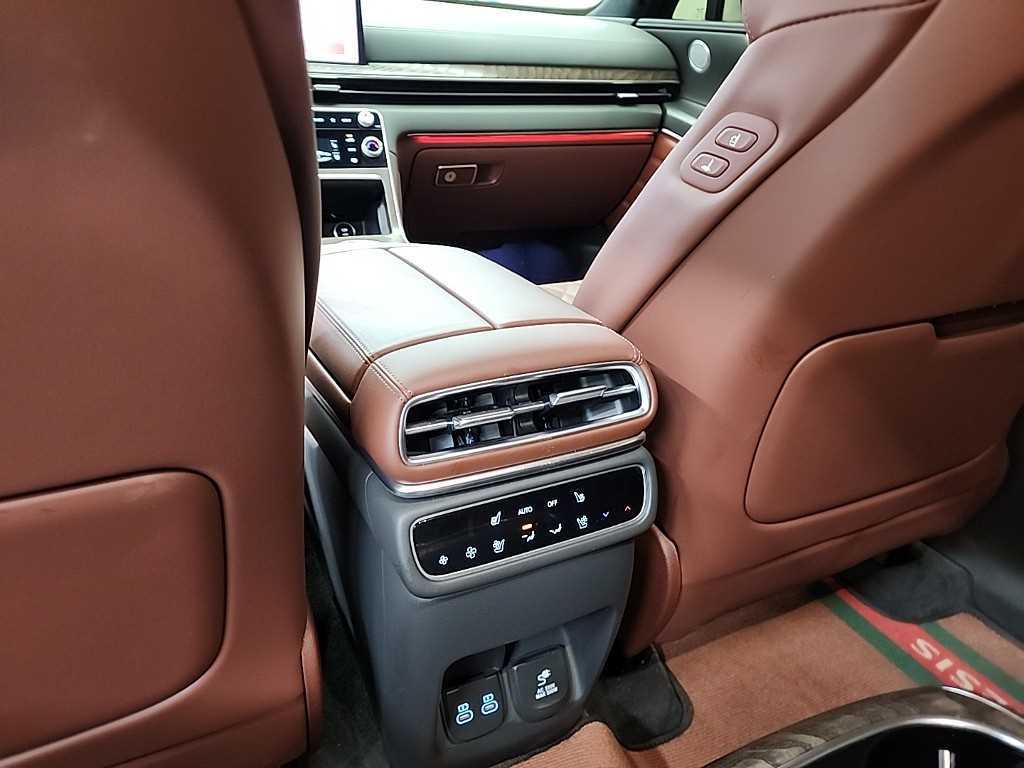 Genesis GV80 - Vista 12